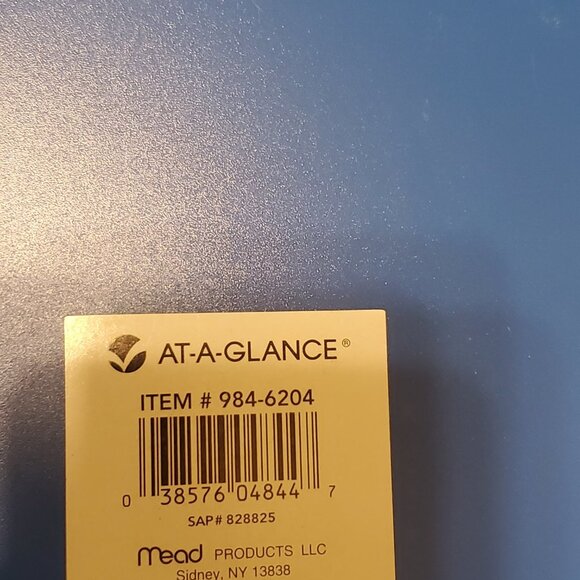 AT-A-GLANCE Plan. Write. Remember. Undated Two Days Per Page Planning Notebook - Picture 6 of 6